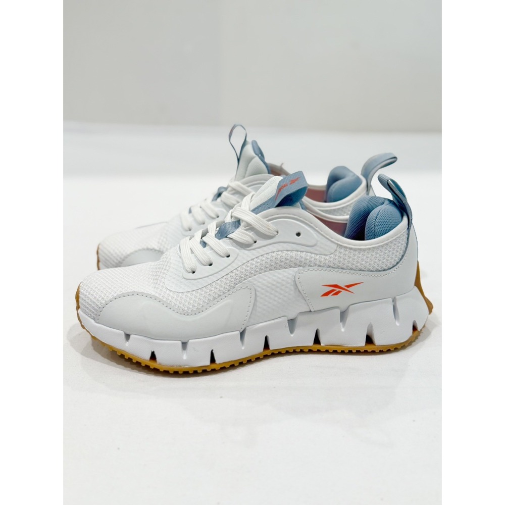 Reebok Zig Dynamica Womens Size 8.5 Sneaker White Logo NEW Casual school preppy